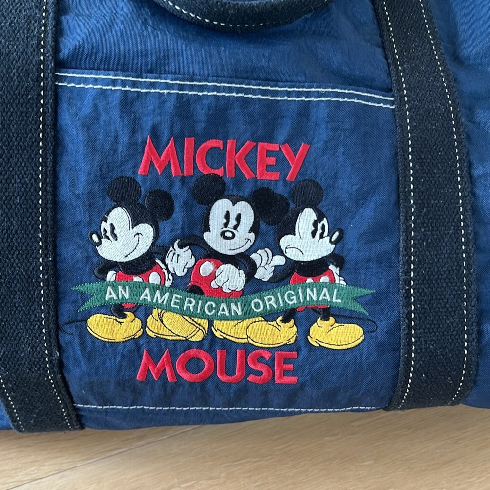 Disney VTG  Duffle Overnight Gym bag Mickey Mouse An American Original Nylon